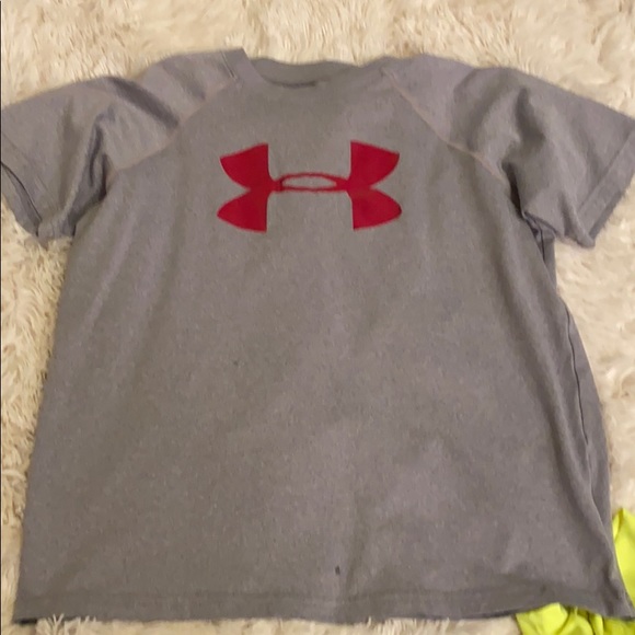 Under Armour T-Shirt Bundle - Picture 5 of 7